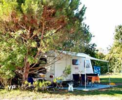 Camping La Renouillère - emplacement caravane