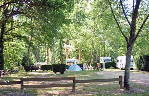 Camping La Chêneraie