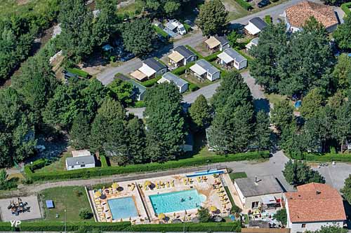 Camping Les Eaux Chaudes