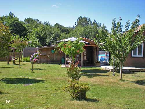 Camping Familial Les Chalets d'Uza