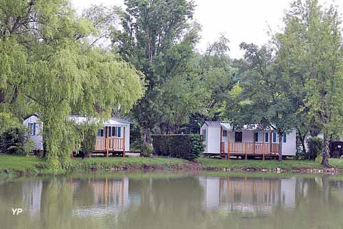 Camping le Plan d'Eau Saint-Charles