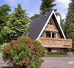 Camping Jp Vacances - grand chalet