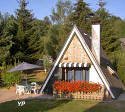 Camping Jp Vacances - petit chalet