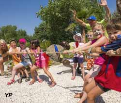 Camping Les Méditerranées Beach Club Charlemagne (doc. Camping Les Méditerranées Beach Club Charlemagne)