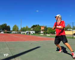 Le Domaine de Beaulieu - terrain de tennis