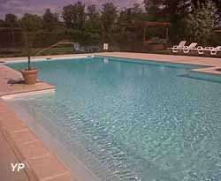 Camping Les Chalets sur La Dordogne - piscine