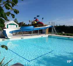 Camping Les Chalets sur La Dordogne - piscine