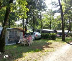 Camping Les Chalets sur La Dordogne