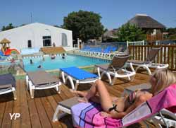 Camping Le Petit Bois - piscine (doc. Camping Le Petit Bois)