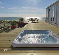 Camping Le Ranch -mobil home Prestige vue sur mer avec spa privatif