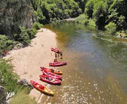 Camping Les Eaux Vives