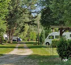 Camping et Gites d'Auberoche