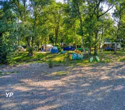 Camping Les Chalets sur La Dordogne